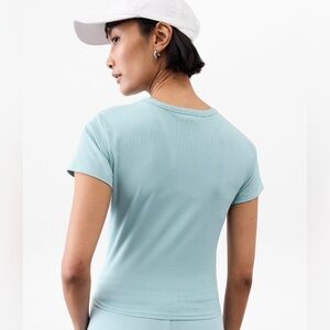 NWOT Athleta signature rib crop tee, size extra large, modal and spandex
